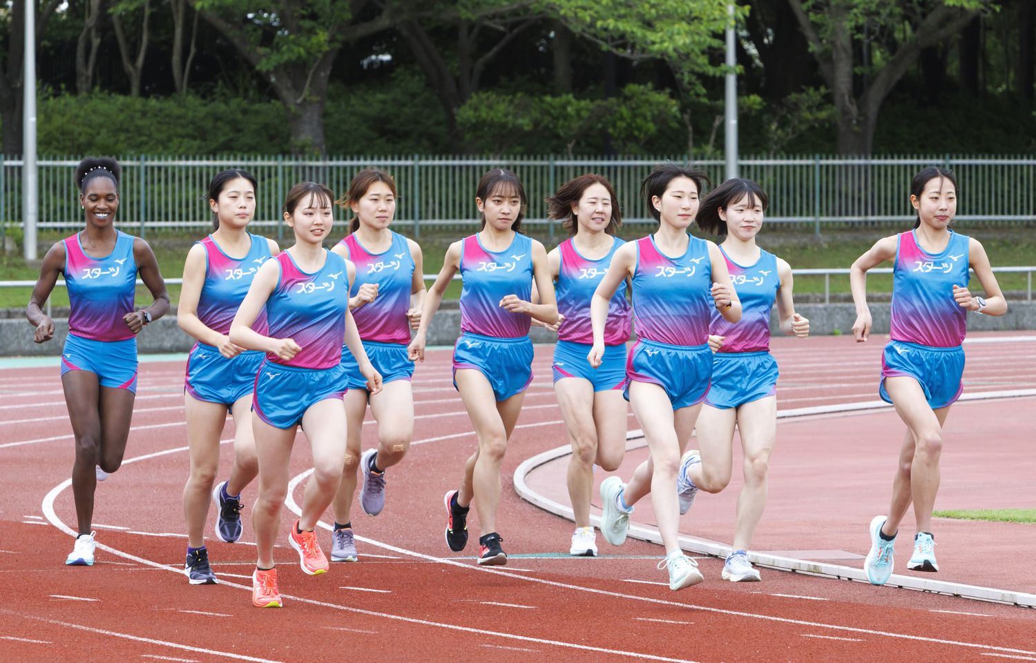 スターツ陸上競技部について