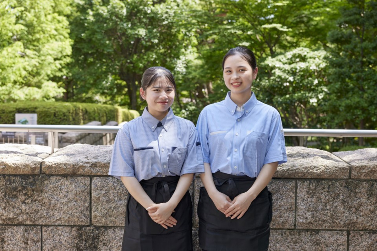 スターツクリーンパートナーズではグローバル人材を積極的に採用し、実技だけでなくスターツの理念を学ぶ研修など座学にも注力しています