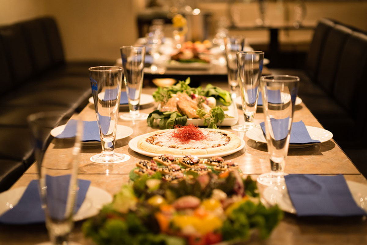 変化する宴会トレンド。「貸切」が生む自由と一体感