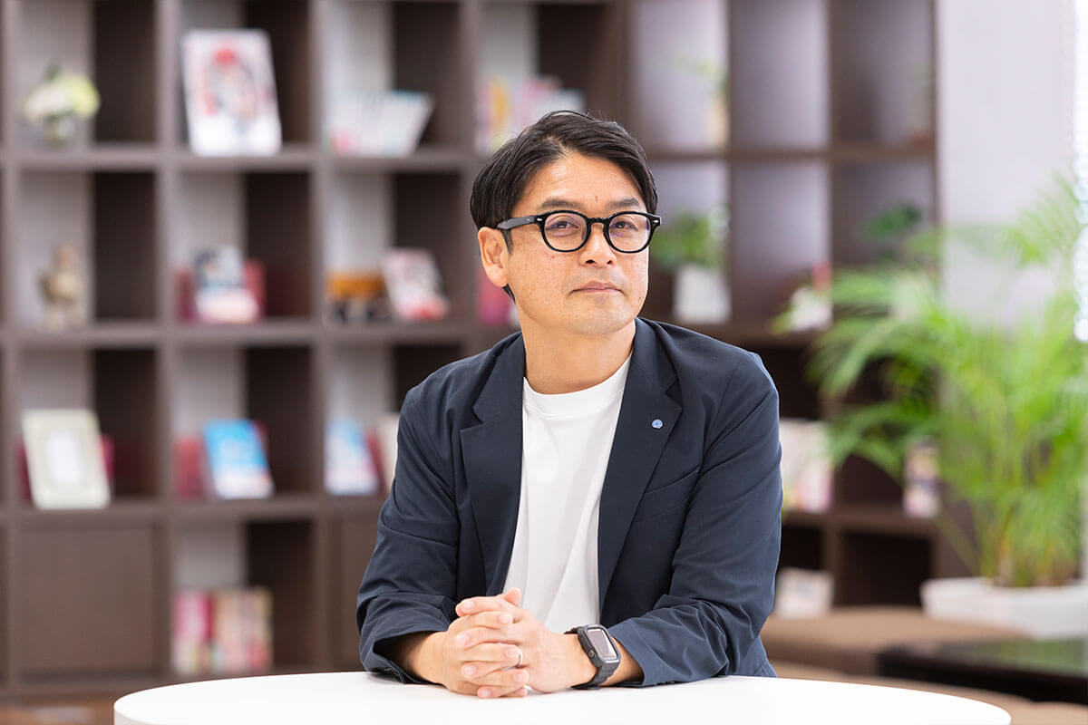 出版マーケティング部の担当役員・小林