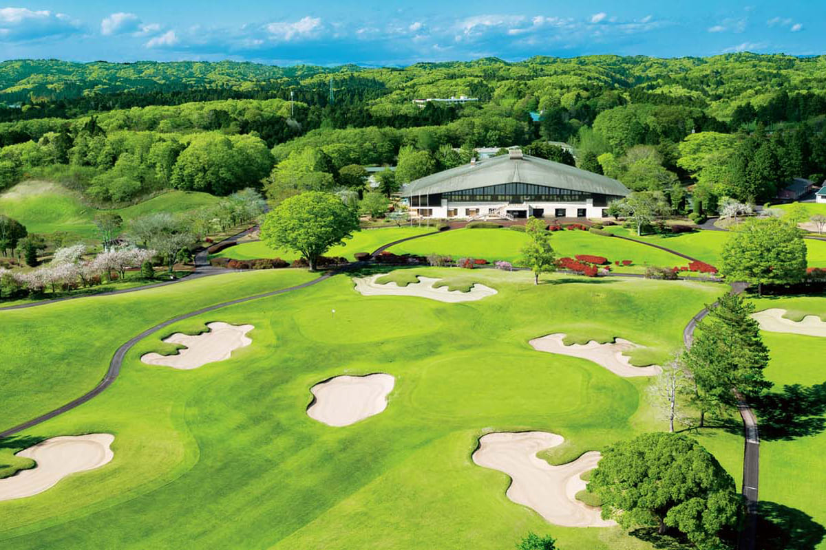 キャディの心遣いが光る！お客様に寄り添うラウンドサポート