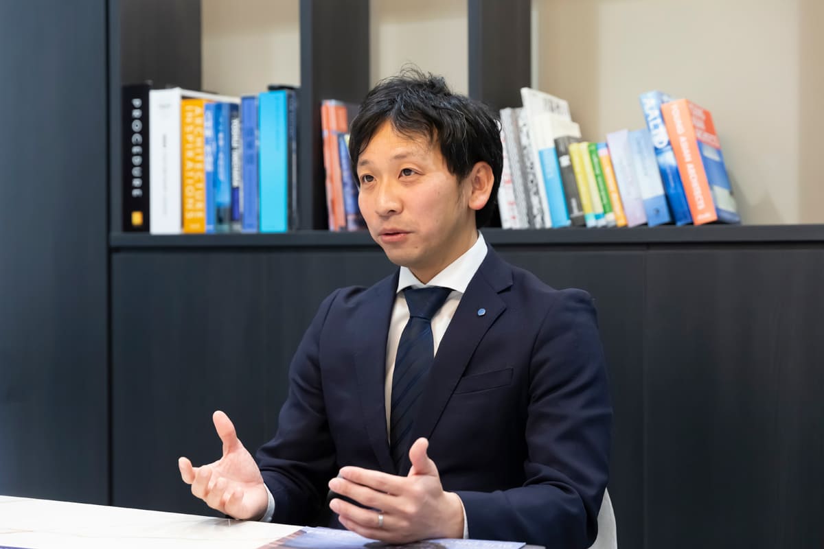 地震に強い家づくり。免震ダンパーで揺れを分散・吸収