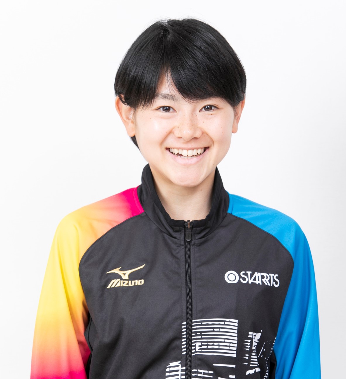 上杉真穂