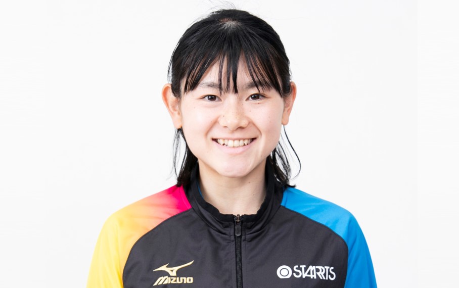 上杉真穂