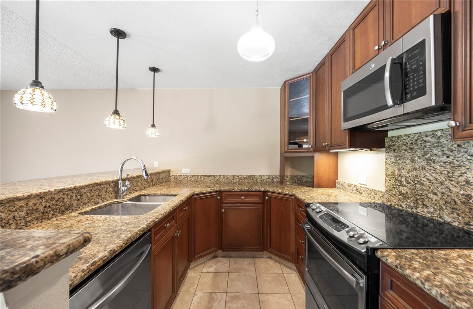 kitchen2