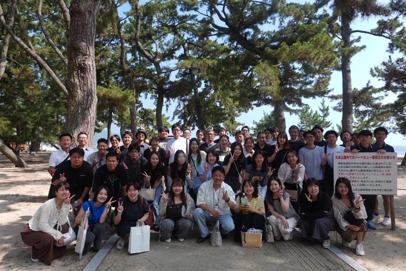 就活生向けメッセージ_親睦旅行写真