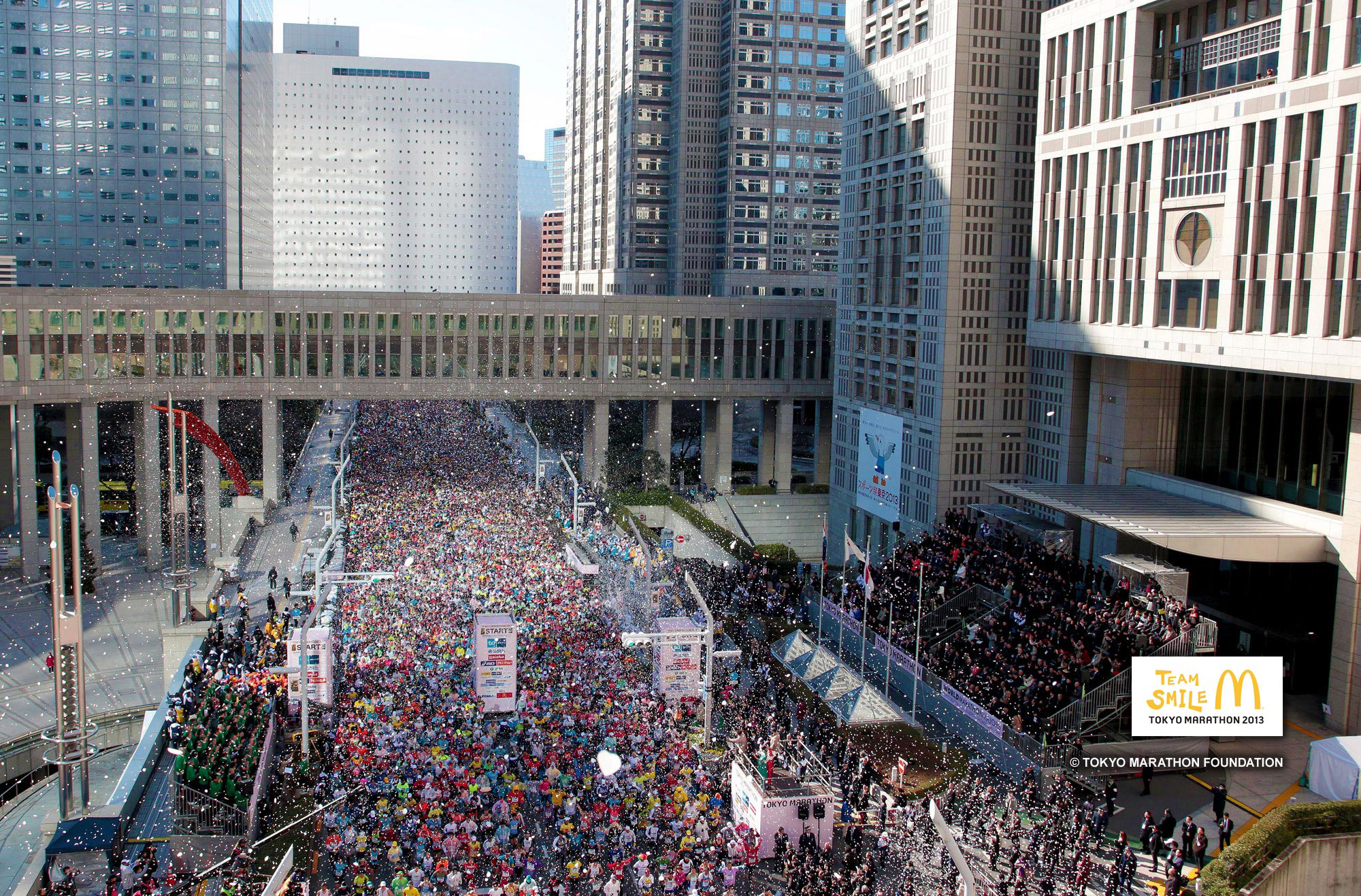 東京マラソン2012、2013 team smile 東京マラソン2013 【スターツ大会レポート】