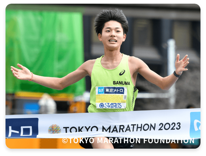 車いす＆ジュニアユース 障がい者ランナー フィニッシュ